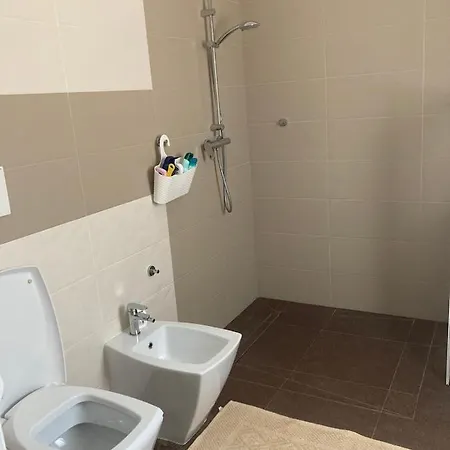 Villa Lara - Mit Separatem Extra Zimmer Mit Wc Und Dusche San Vito dei Normanni Exterior photo