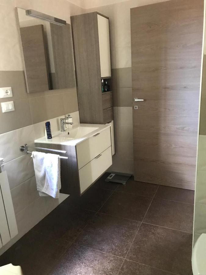 Apartment Lara - Mit Separatem Extra Mit Wc Und Dusche *